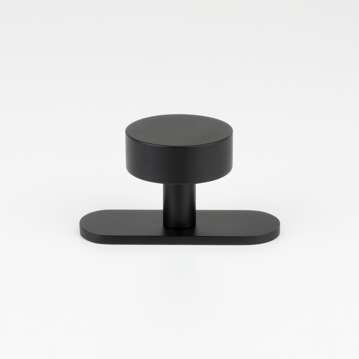 Ronde Smooth Knob with Backplate | Matte Black